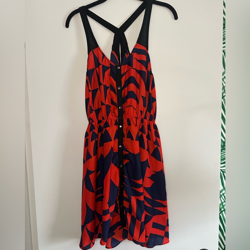 Silence + Noise Red & Black Abstract Strappy Mini Dress (M)